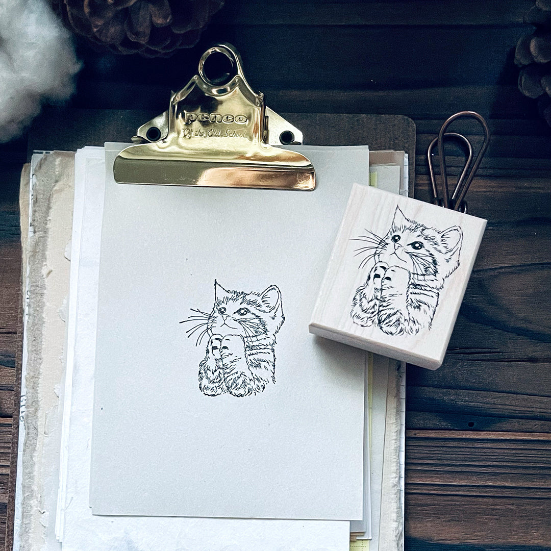 yusworld_no.182 Sweet kitten stamp-pray