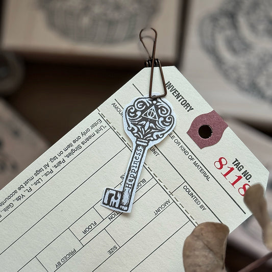 new / no.214 快樂鑰匙 / 木製印章 12月中出貨 - YU'S WORLD STORE|小玉的貼貼世界